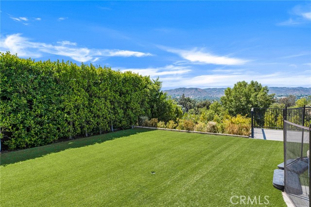 23241 Aetna Street, Woodland Hills CA: https://media.crmls.org/medias/30fa47b3-2d3a-4263-94e0-13ea1131f477.jpg