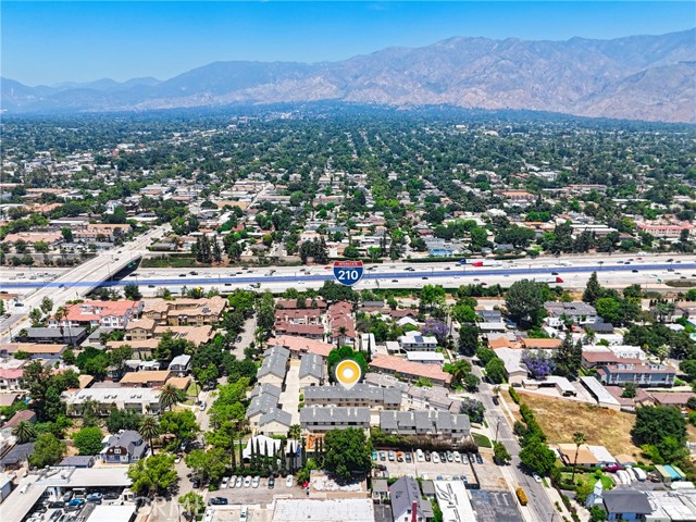 254 N Mar Vista Avenue, Pasadena CA: https://media.crmls.org/medias/30fa8d09-1bb2-42ae-bd8f-a0e61c1a4fbe.jpg