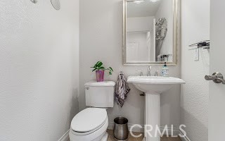 https://media.crmls.org/medias/30fad446-bcc0-4eab-8adc-e8470956a923.jpg?preset=X-Large