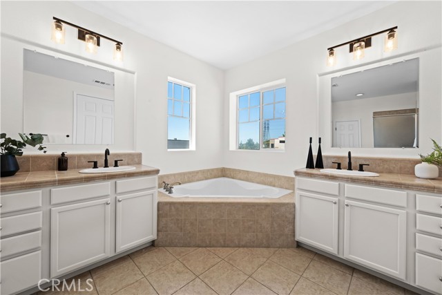Detail Gallery Image 20 of 33 For 16414 W Nicklaus Dr #145,  Sylmar,  CA 91342 - 3 Beds | 2/1 Baths