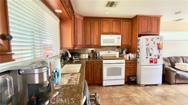 Detail Gallery Image 10 of 12 For 143 Esperanza, Sierra Madre,  CA 91024 - 1 Beds | 1 Baths