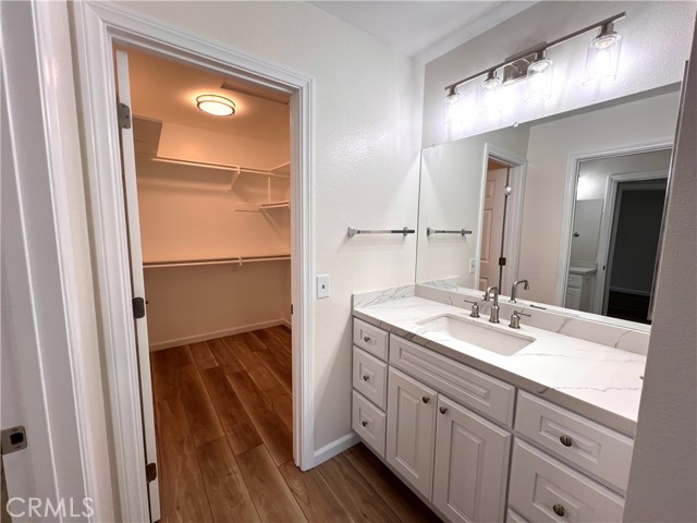 Detail Gallery Image 9 of 15 For 75 Stanford Ct. #70,  Irvine,  CA 92612 - 2 Beds | 2/1 Baths