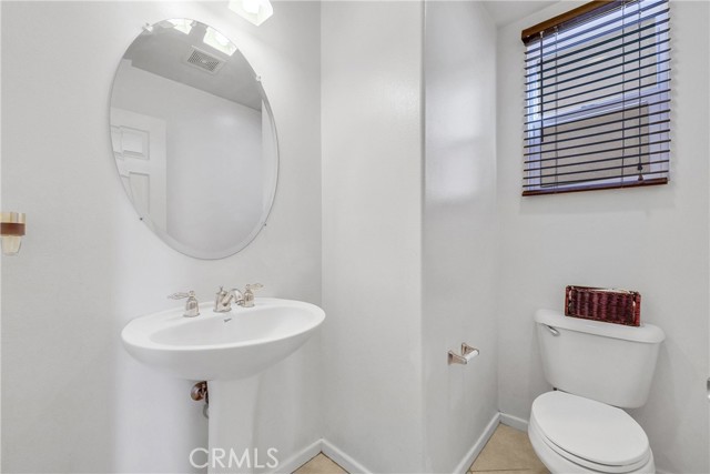 Detail Gallery Image 14 of 30 For 535 W Kennedy St, Rialto,  CA 92376 - 4 Beds | 2/1 Baths