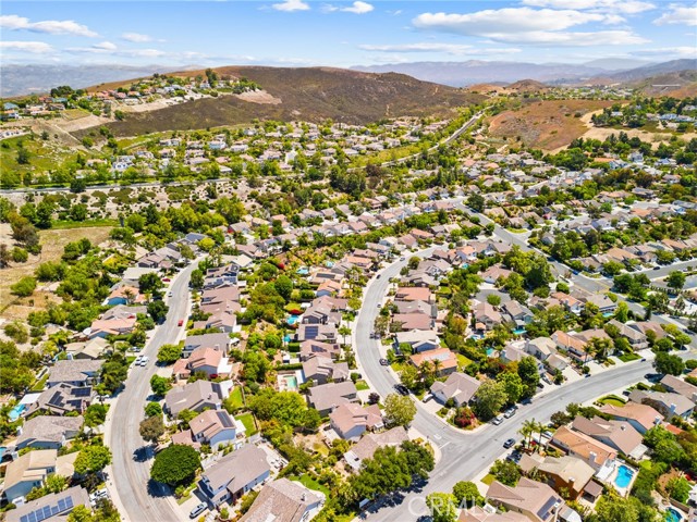 2311 Gillingham Circle, Thousand Oaks CA: https://media.crmls.org/medias/30fba1cd-e77d-441f-8781-b0d3e7290acc.jpg