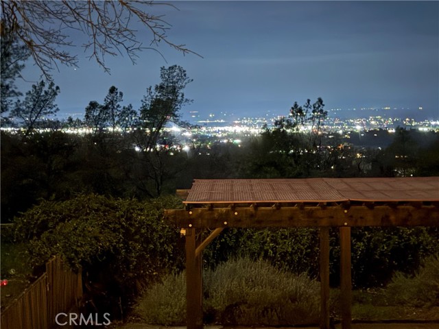 Detail Gallery Image 9 of 75 For 210 Riverview Dr, Oroville,  CA 95966 - 4 Beds | 3 Baths