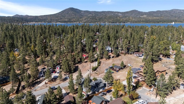534 Highland, Big Bear Lake CA: https://media.crmls.org/medias/30fd6e35-f3f6-43a7-8390-d1a3267bc1f7.jpg