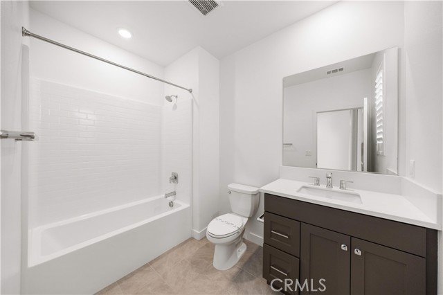 Detail Gallery Image 34 of 75 For 312 Tank, Irvine,  CA 92618 - 3 Beds | 3/1 Baths