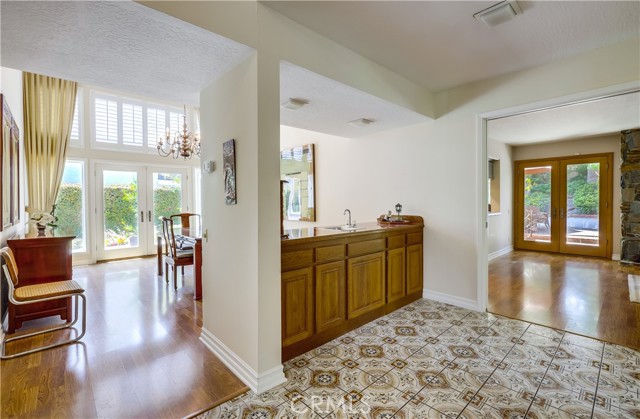 Detail Gallery Image 11 of 63 For 22851 Pocetas, Mission Viejo,  CA 92692 - 5 Beds | 3 Baths