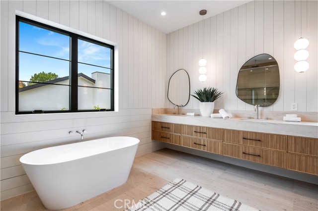 Detail Gallery Image 44 of 54 For 5929 Melvin Ave, Tarzana,  CA 91356 - 5 Beds | 6 Baths