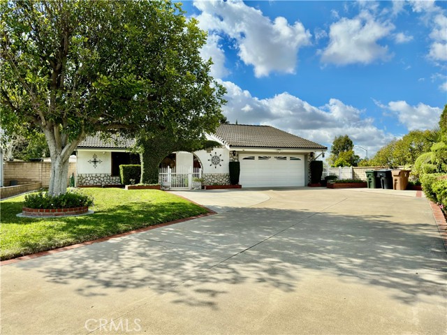 Detail Gallery Image 1 of 1 For 4898 via De La Luna, Yorba Linda,  CA 92886 - 3 Beds | 2 Baths