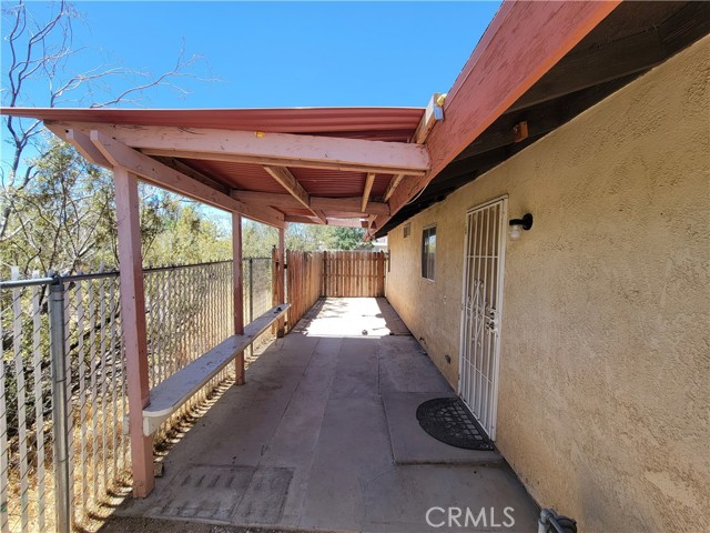 Detail Gallery Image 9 of 34 For 7100 Cholla Ave, Yucca Valley,  CA 92284 - 2 Beds | 1 Baths