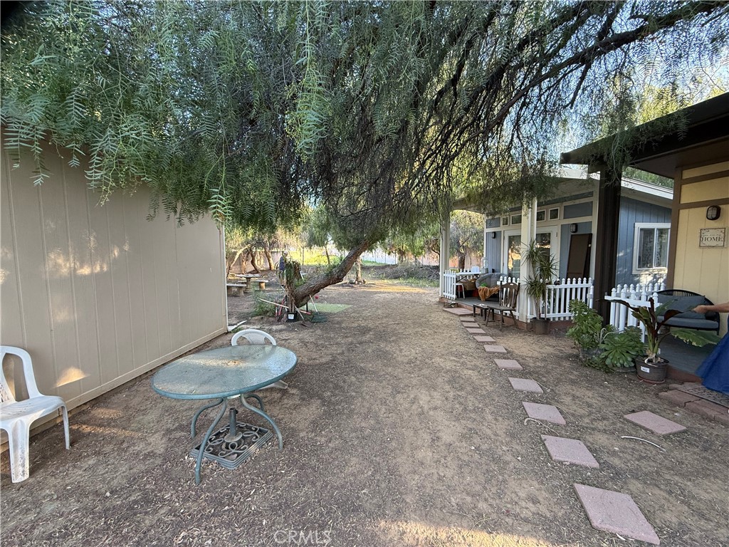 https://media.crmls.org/medias/3100a3bd-91ca-48fc-b342-54c910d6e04a.jpg?preset=X-Large