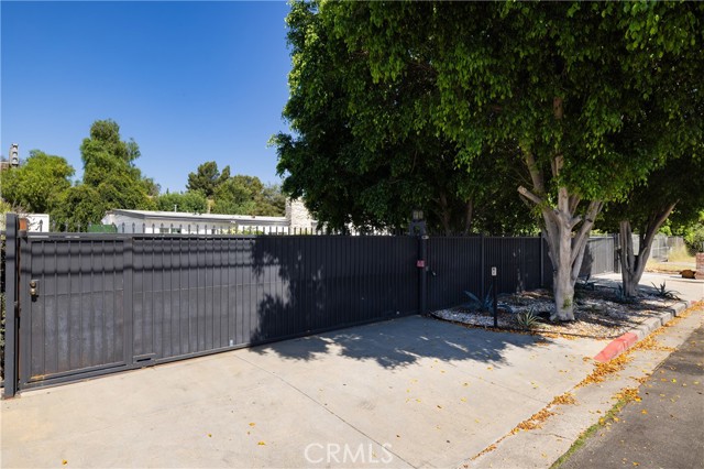 Detail Gallery Image 9 of 11 For 8561 Orion Ave #1,  North Hills,  CA 91343 - 0 Beds | 1 Baths