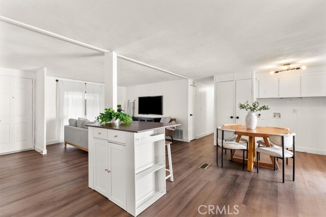 Detail Gallery Image 13 of 36 For 300 N Rampart St #127,  Orange,  CA 92868 - 4 Beds | 2 Baths