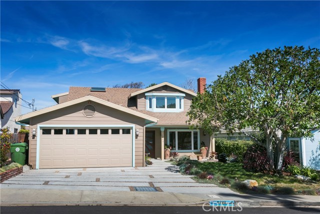 1211 10th Street, Manhattan Beach, California 90266, 4 Bedrooms Bedrooms, ,2 BathroomsBathrooms,Residential,Sold,10th,SB17043829