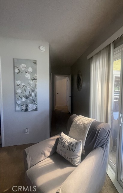 8484 Almond Avenue, Winton CA: https://media.crmls.org/medias/31022321-775b-4a9a-9dcb-40e70e757fe8.jpg