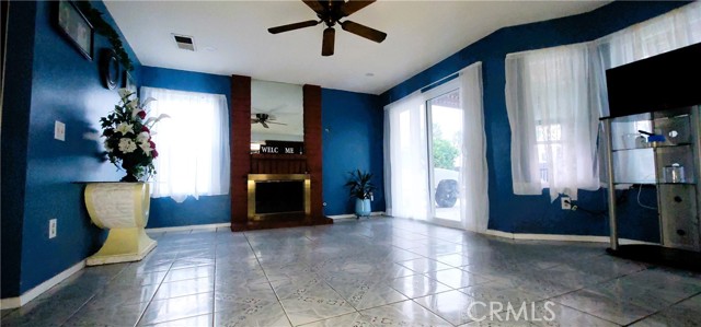 Detail Gallery Image 7 of 15 For 25292 Brodiaea Ave, Moreno Valley,  CA 92553 - 3 Beds | 2/1 Baths