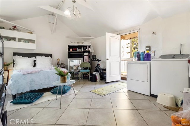 17600 Runnymede Street, Lake Balboa CA: https://media.crmls.org/medias/3103c0cc-566e-4538-891a-ab6bf4e19482.jpg