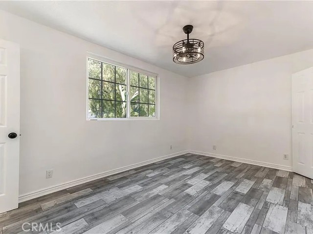 Detail Gallery Image 10 of 13 For 636 E. Avenida De Los Arobles, Thousand Oaks,  CA 91360 - 4 Beds | 2 Baths