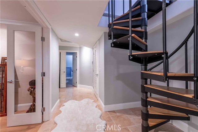1525 Ramona Drive, Camarillo CA: https://media.crmls.org/medias/3104b369-7c11-4eee-81f1-1ef9ceb3586d.jpg