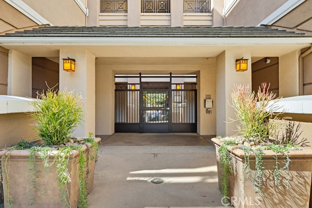 Image 41 of 75 For 13075 Pacific Promenade  115