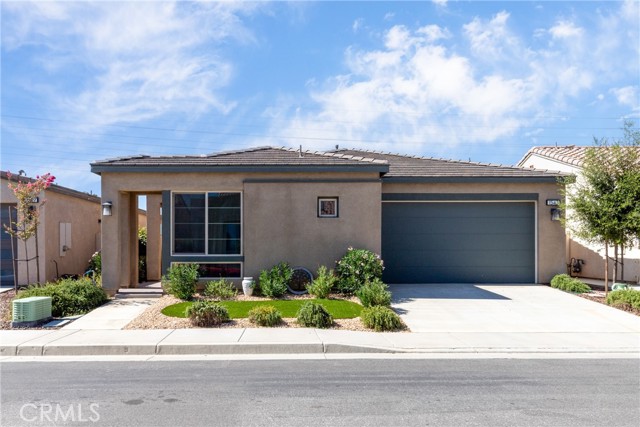 Detail Gallery Image 1 of 44 For 1543 Village Green Way, Beaumont,  CA 92223 - 2 Beds | 2 Baths