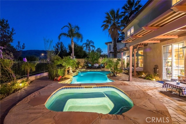 25808 Tennyson Lane, Stevenson Ranch CA: https://media.crmls.org/medias/31072ac8-bc38-482f-92bf-fdf03baaed72.jpg