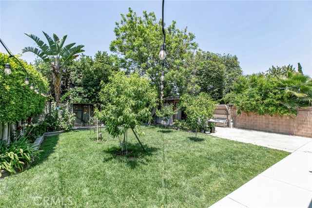 15409 Wyandotte Street, Van Nuys CA: https://media.crmls.org/medias/31076f6b-96ef-4ab1-bbc1-d58d48c1affb.jpg