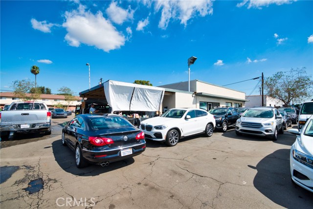 Image 5 of 8 For 9943 Garden Grove Boulevard