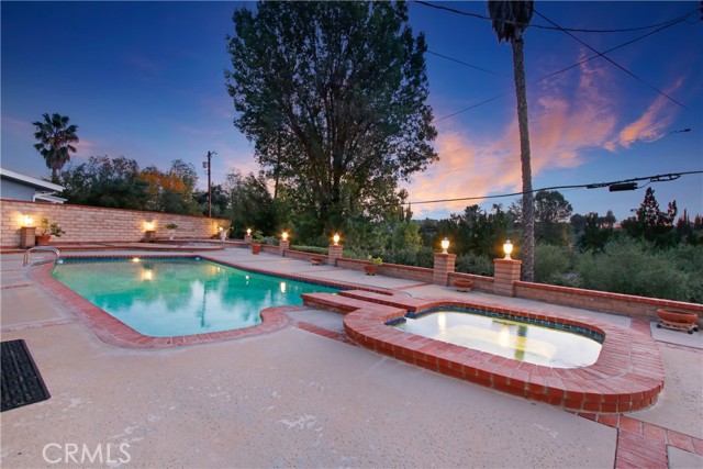 23780 Clarendon Street photo 20