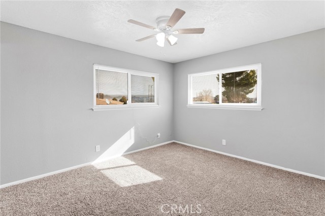 Detail Gallery Image 19 of 44 For 15846 Inyo, Victorville,  CA 92395 - 3 Beds | 2 Baths