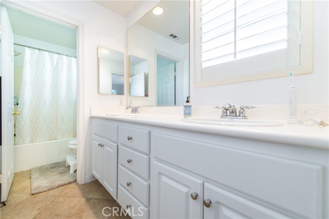 Detail Gallery Image 10 of 18 For 1876 Redfield Rd, Riverside,  CA 92507 - 3 Beds | 2/1 Baths