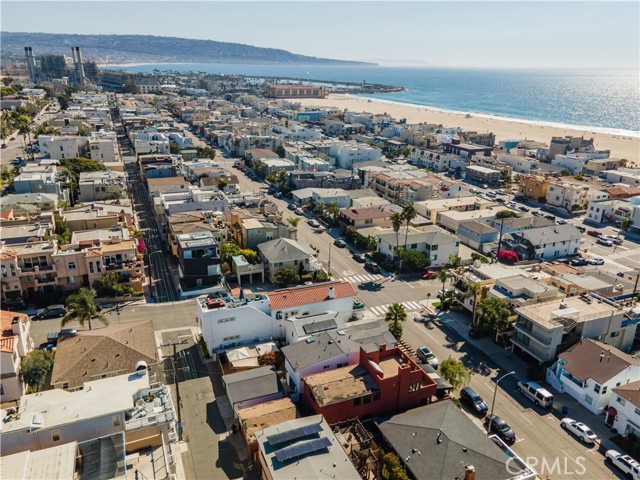 620 Manhattan Avenue, Hermosa Beach, California 90254, 3 Bedrooms Bedrooms, ,3 BathroomsBathrooms,Residential,Sold,Manhattan,SB21222034