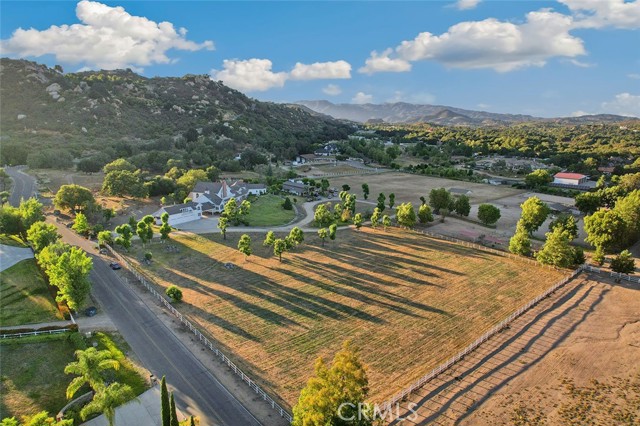 42580 Avenida Escala, Murrieta CA: https://media.crmls.org/medias/310c334d-e8a0-44ae-92ff-72bc8739b8fb.jpg