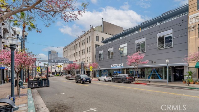 433 Pine Avenue, Long Beach CA: https://media.crmls.org/medias/310c6b56-4df5-49bb-b132-718fc84d6ae8.jpg