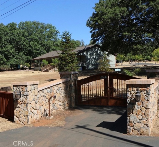 18501 Rustic Ridge Road, Lower Lake CA: https://media.crmls.org/medias/310cc988-3f59-47bc-9588-6d1aea2535a3.jpg