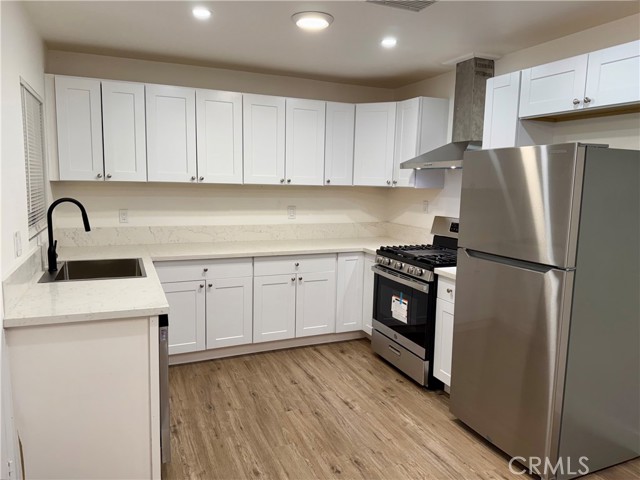 1354 W King Street, San Bernardino CA: https://media.crmls.org/medias/310cd421-11c6-4b9f-904a-6d54216f0de8.jpg