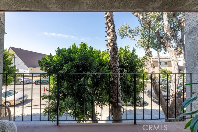 Detail Gallery Image 28 of 46 For 3530 Elm Ave #112,  Long Beach,  CA 90755 - 2 Beds | 2 Baths