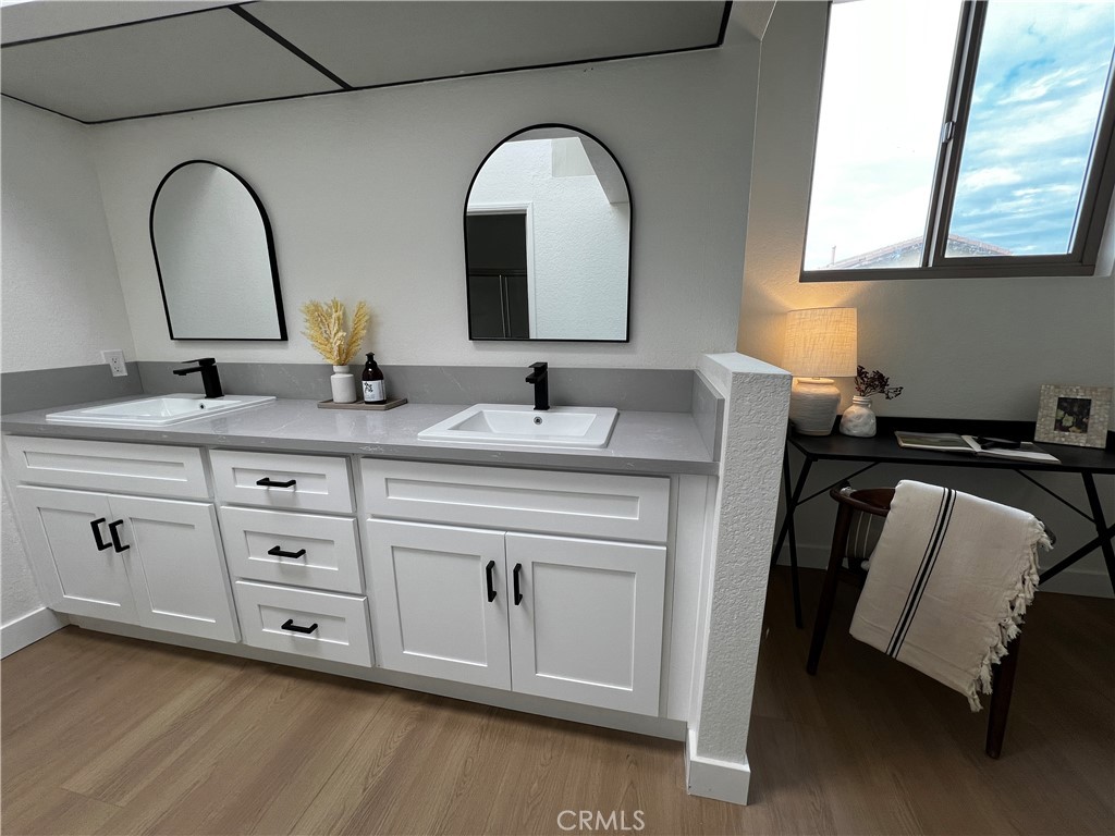 MLS #WS25255441 image #24