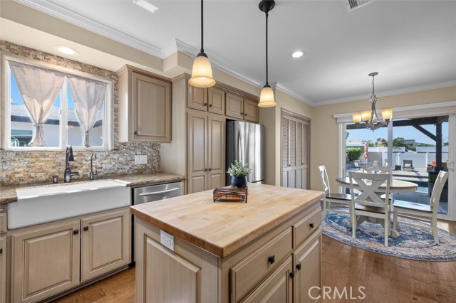 1372 W Sepulveda Street, San Pedro CA: https://media.crmls.org/medias/310eec48-b059-4a01-86af-cdd370d15124.jpg