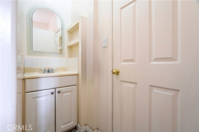 Detail Gallery Image 16 of 54 For 1340 1342 W 25th, Los Angeles,  CA 90007 - – Beds | – Baths