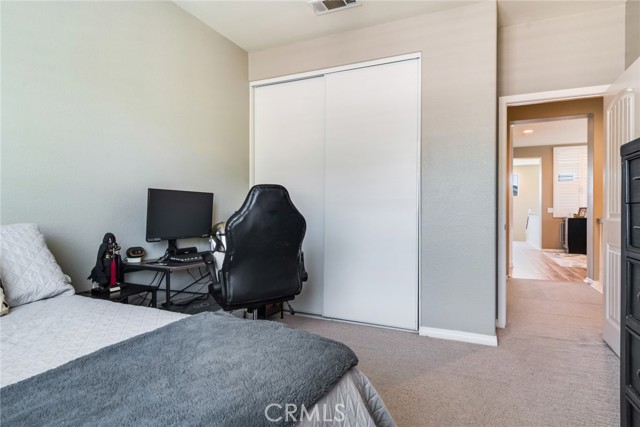 4765 Falconview Court, Fontana CA: https://media.crmls.org/medias/310f7130-fd94-4317-a563-ff53a199bc6f.jpg