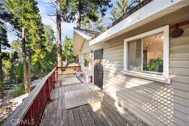 767 Big Oak, Crestline, CA 92325