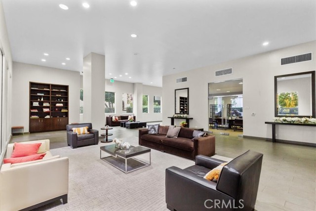 Detail Gallery Image 23 of 25 For 10501 Wilshire #2212,  Los Angeles,  CA 90024 - 2 Beds | 3 Baths