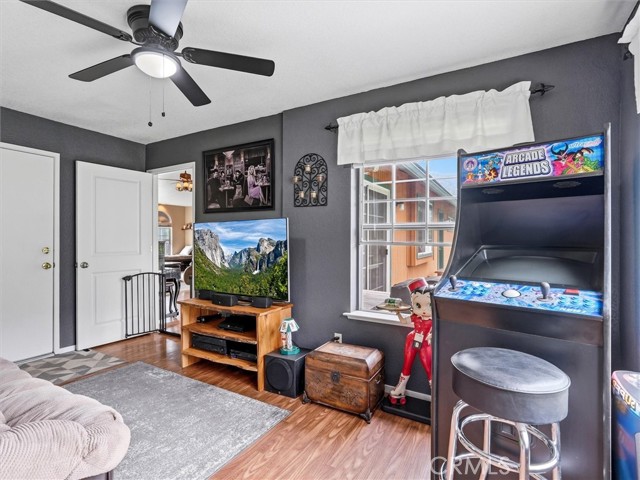 Detail Gallery Image 19 of 54 For 6132 Chowchilla Mountain, Mariposa,  CA 95338 - 3 Beds | 2 Baths