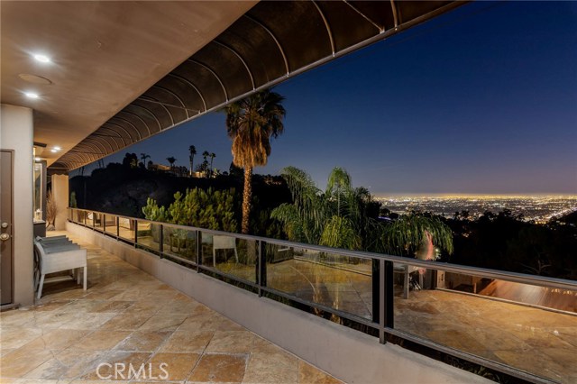 Detail Gallery Image 69 of 75 For 7218 Mulholland Dr, Los Angeles,  CA 90068 - 6 Beds | 9/1 Baths