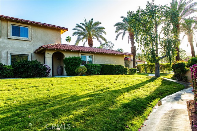 Detail Gallery Image 2 of 36 For 72927 Arthur Ashe Ln, Palm Desert,  CA 92260 - 2 Beds | 2/1 Baths