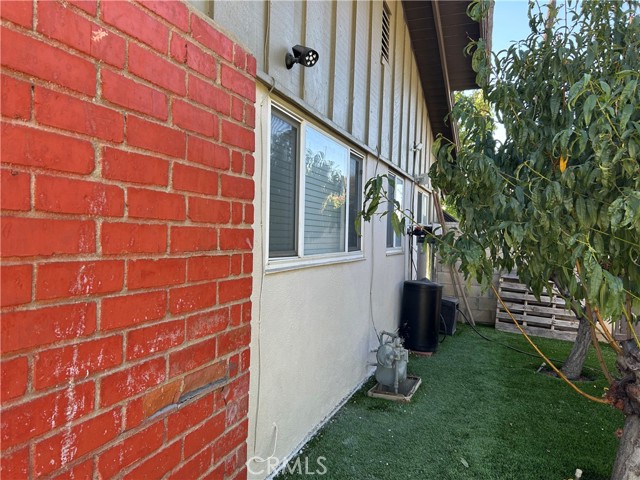 Detail Gallery Image 28 of 35 For 3681 Chateau Ct, Riverside,  CA 92505 - 3 Beds | 2 Baths