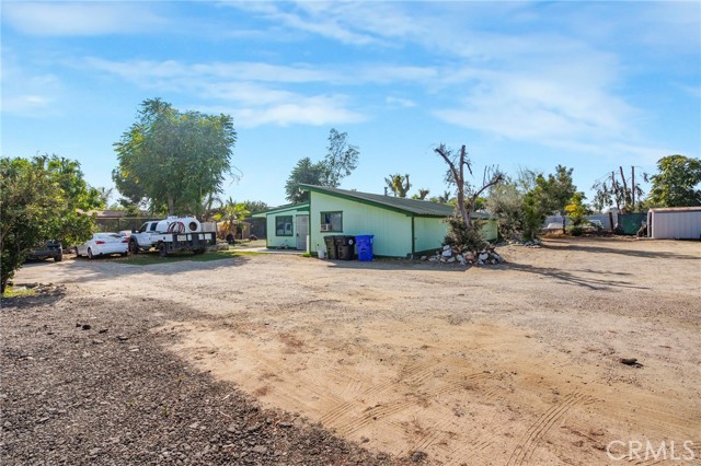 Detail Gallery Image 37 of 42 For 18325 El Molino, Bloomington,  CA 92316 - 3 Beds | 1 Baths