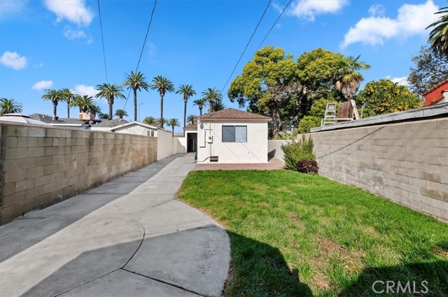 Detail Gallery Image 30 of 38 For 3100 Los Flores, Lynwood,  CA 90262 - 2 Beds | 1 Baths